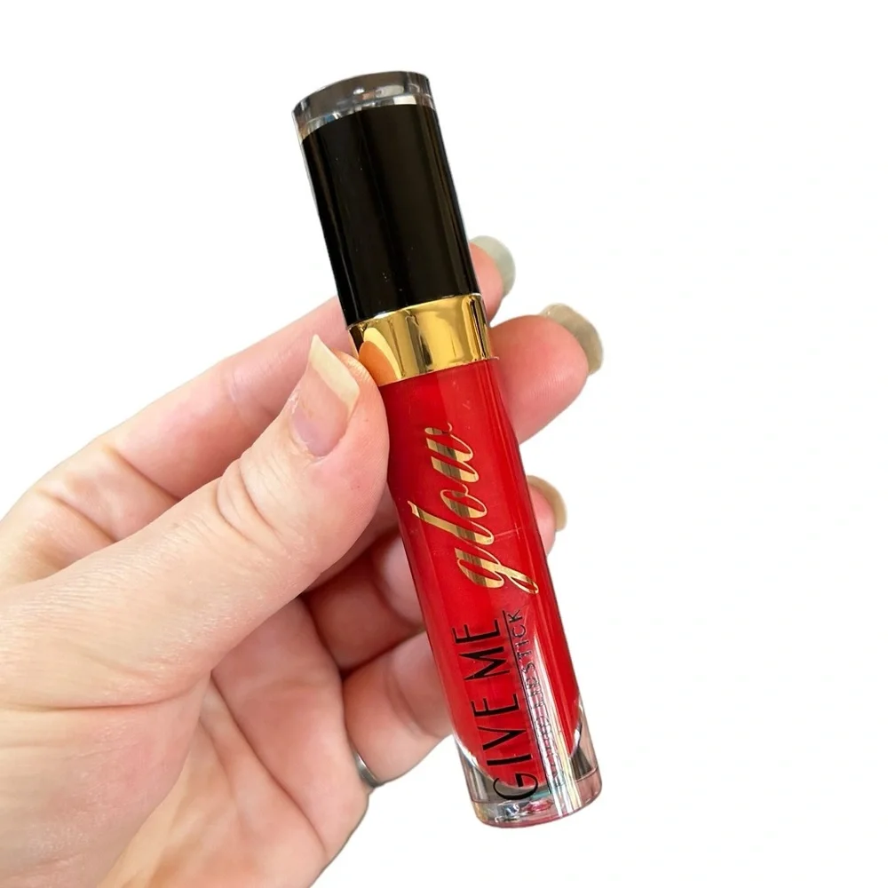 Give Me Glow Cosmetics Flamboyance Matte Liquid Lipstick Pin-Up Red Retro NWT